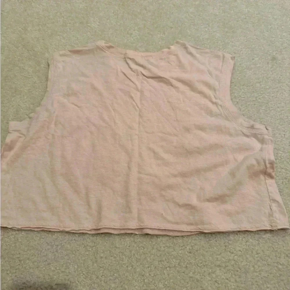 Crop top - Picture 2 of 3